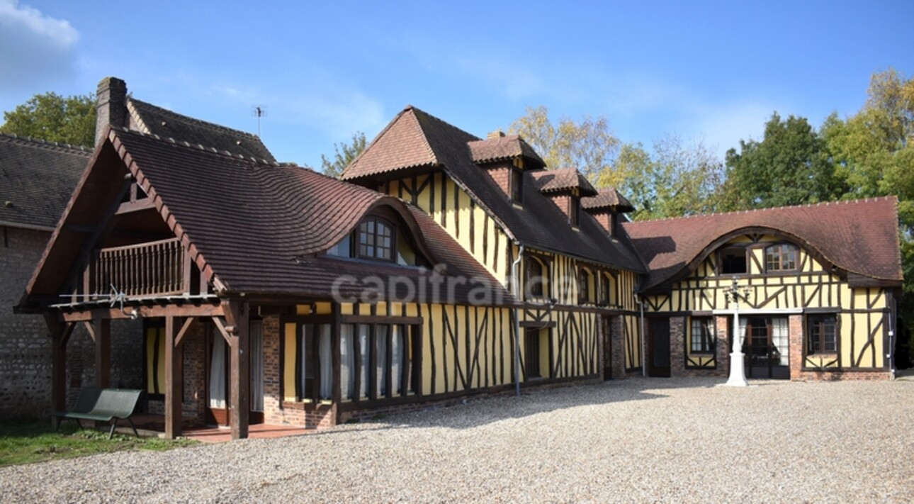 Photos 1 - Prestigious - Belle et Authentique Propriété Normande, avec travaux, 330 000 €, 9 pièces sur environ 1400 m², avec dépendances