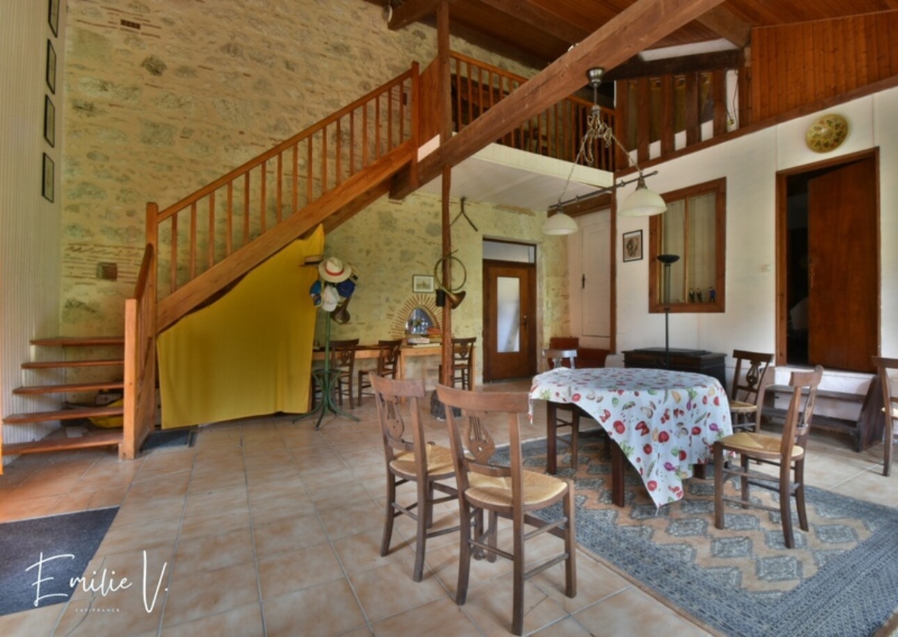 Photos 5 - Prestige - Propriété de 3 hectares avec Demeure en pierre et un Séchoir