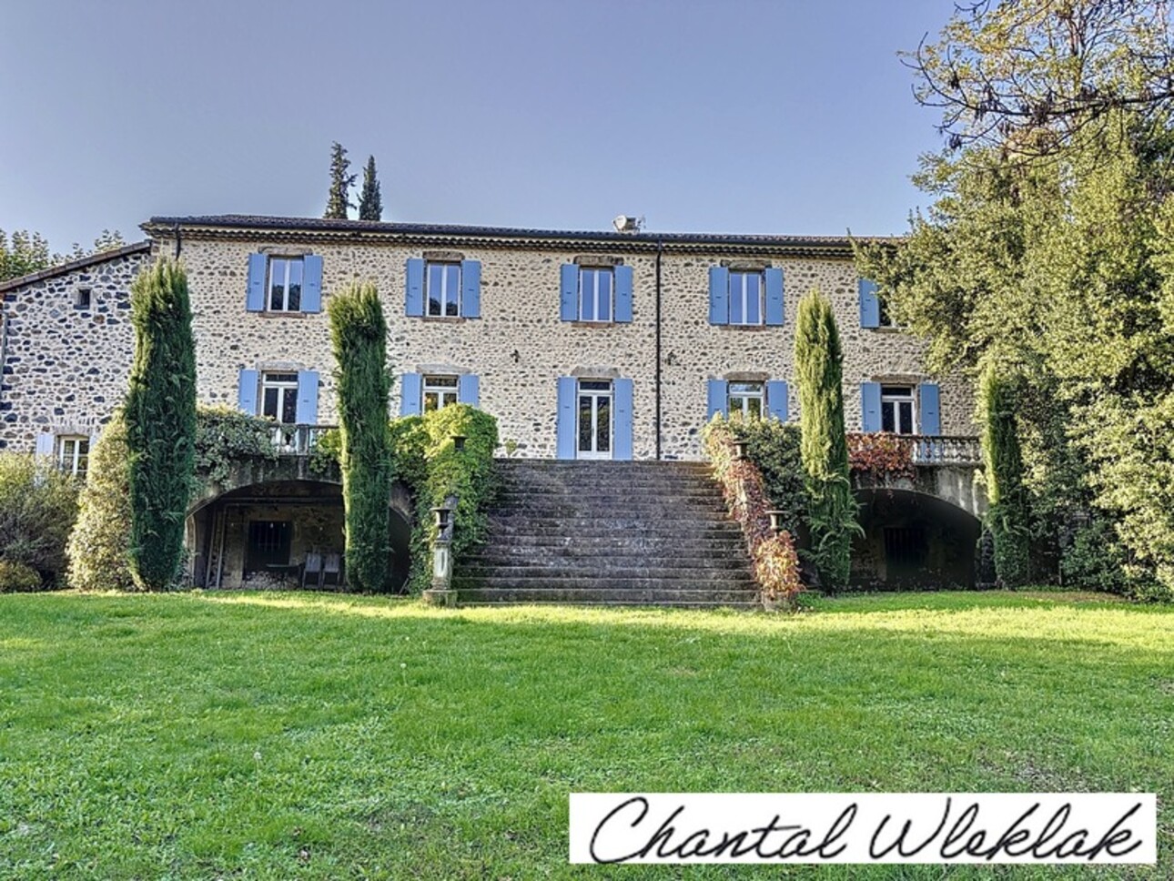 Photos 19 - Prestigious - Property for sale 33 rooms PONT DE LABEAUME (07) living area 772 m2 - Land 2 ha