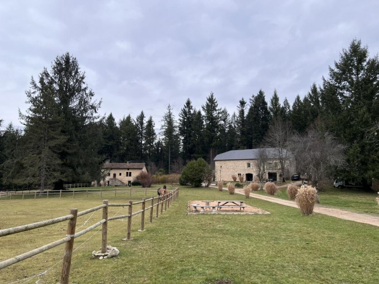 Photos 2 - Tourist - Farm with outbuildings