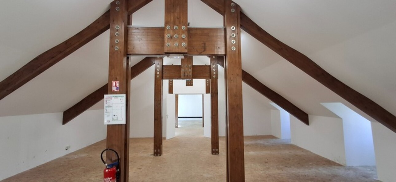Photos 7 - Prestigious - Château du XVIII eme a 1h10 de Paris. Conçu pour accueillir activités professionnelles et vie familiale indépendante