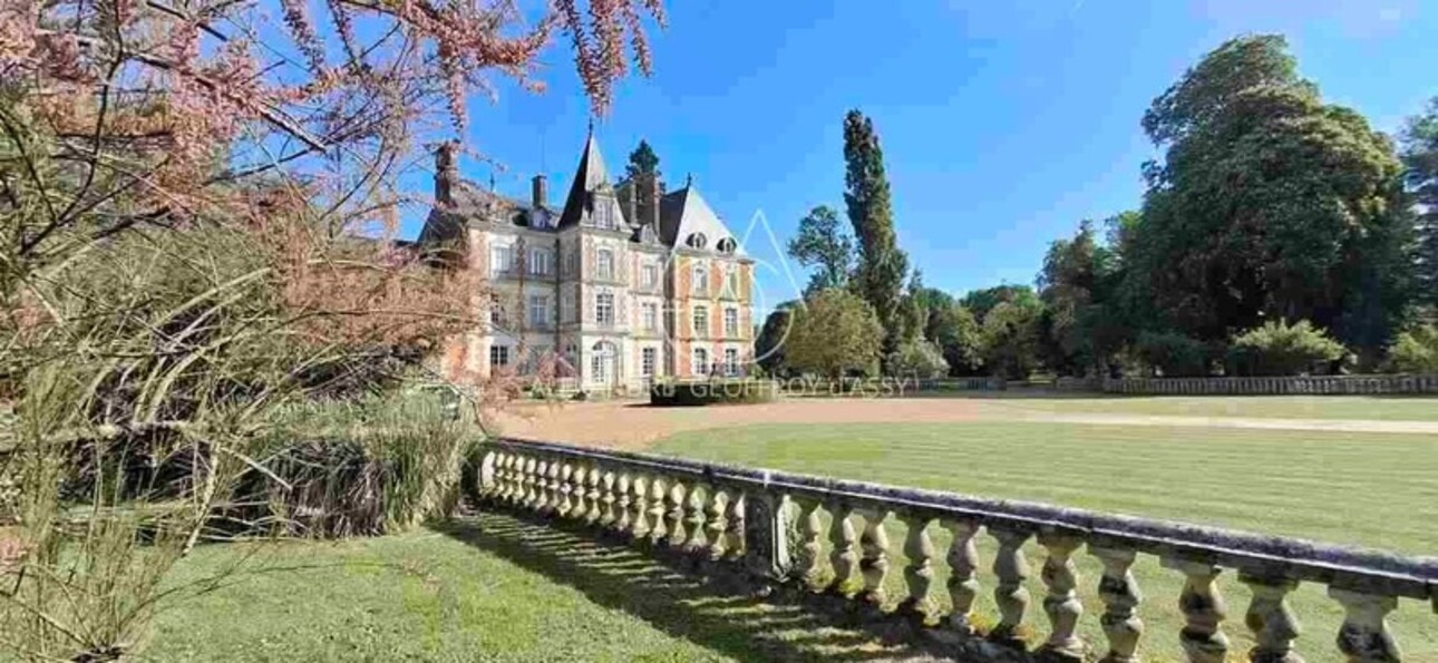 Photos 25 - Prestigious - Château du XVIII eme a 1h10 de Paris. Conçu pour accueillir activités professionnelles et vie familiale indépendante