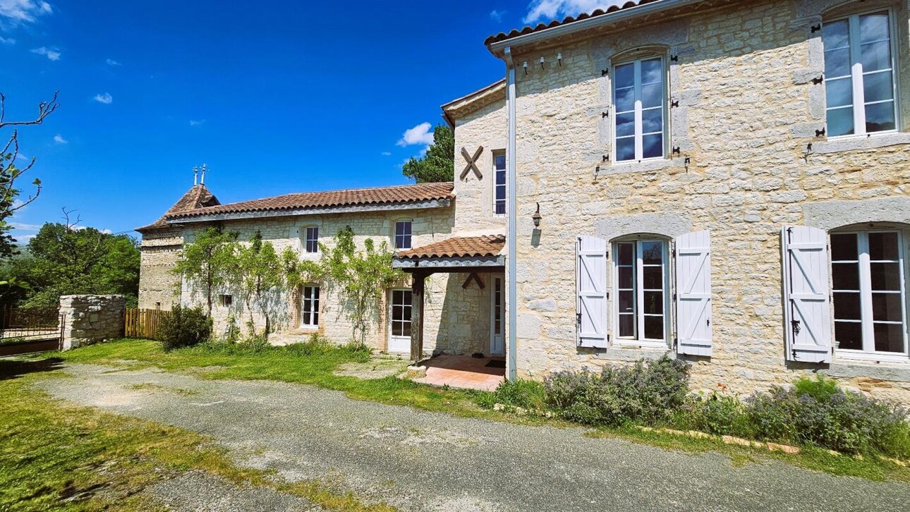 Photos 1 - Prestigious - House