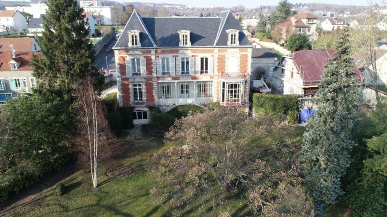 Photos 19 - Prestigious - Department Aisne (02), CHATEAU THIERRY center, 1850 residence of 600 m² of living space and enclosed