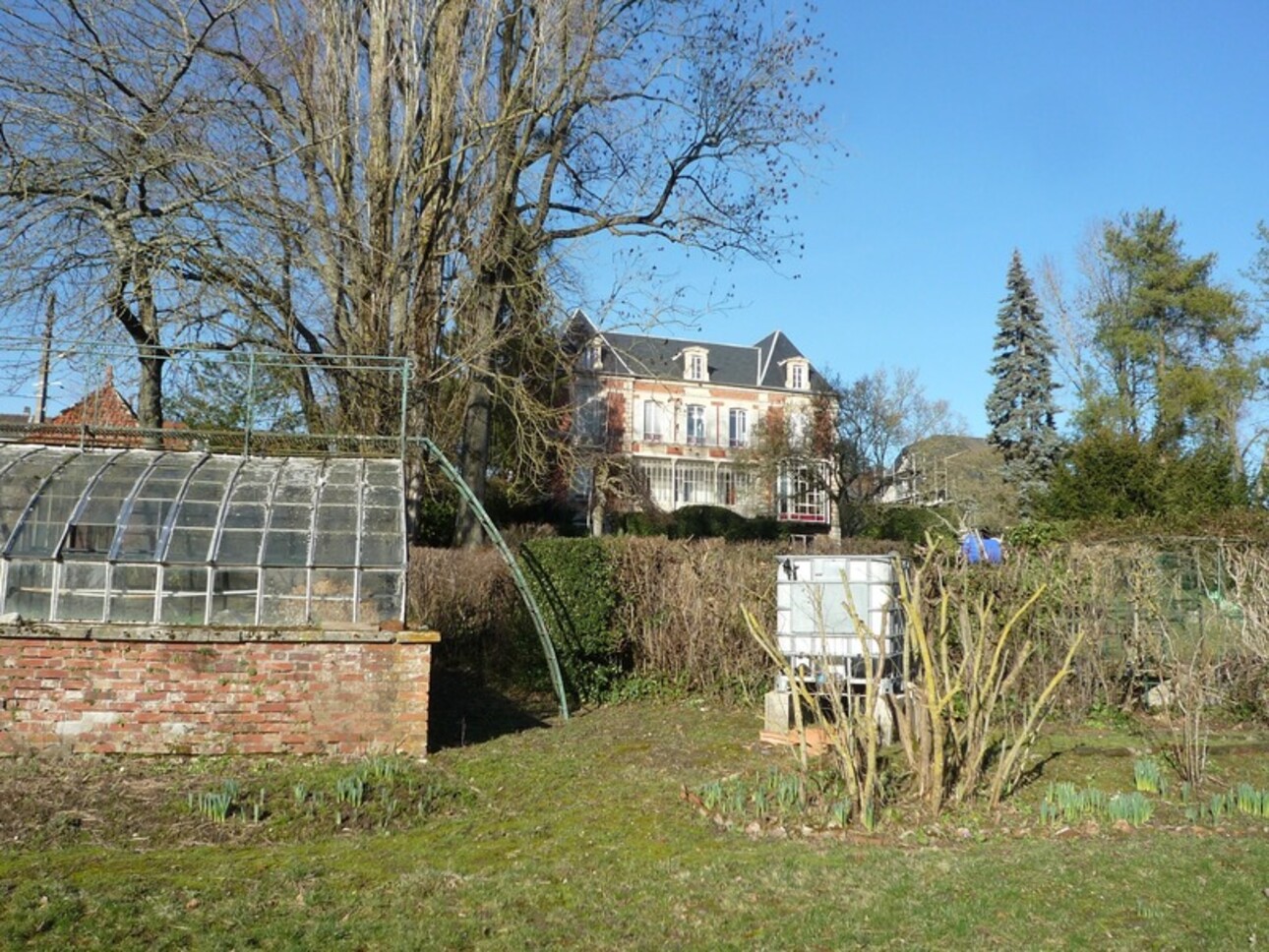 Photos 33 - Prestigious - Department Aisne (02), CHATEAU THIERRY center, 1850 residence of 600 m² of living space and enclosed