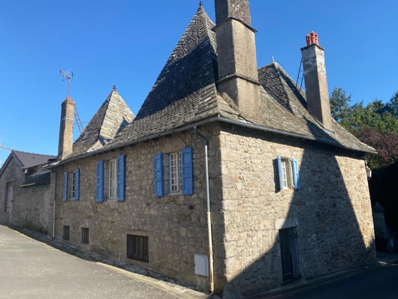 Photos 16 - Prestigious - House