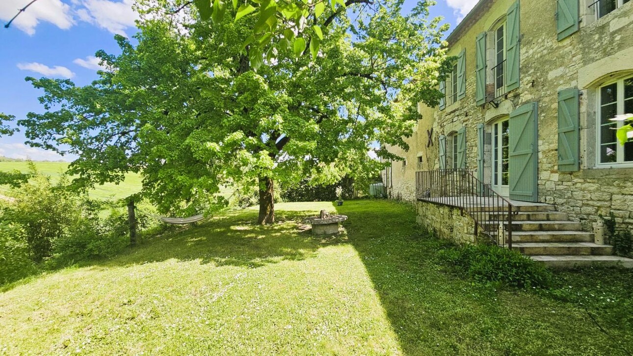 Photos 6 - Prestigious - House