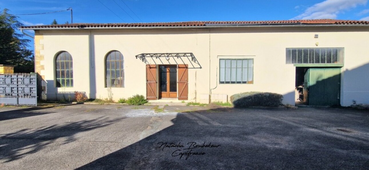 Photos 5 - Prestige - Maison de maître au bord de la Dordogne, 297 m2, 10 p, avec dépendances + piscine