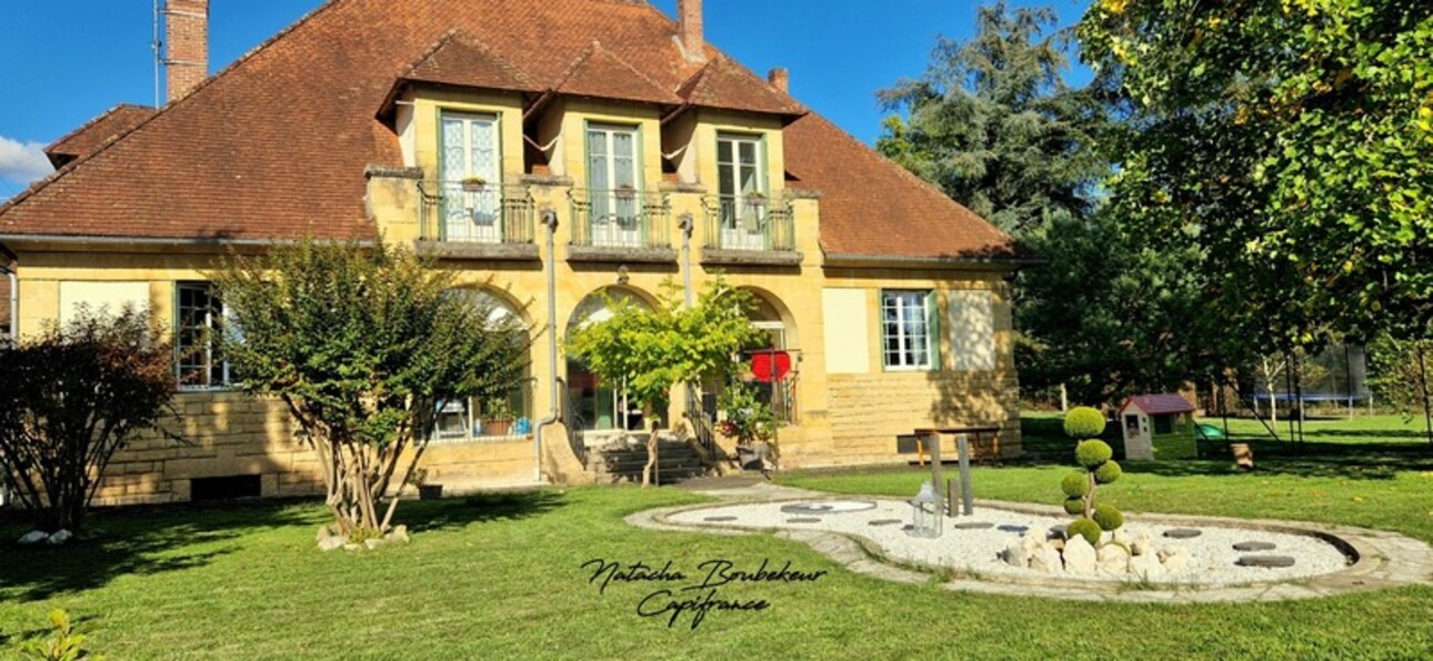 Photos 22 - Prestige - Maison de maître au bord de la Dordogne, 297 m2, 10 p, avec dépendances + piscine