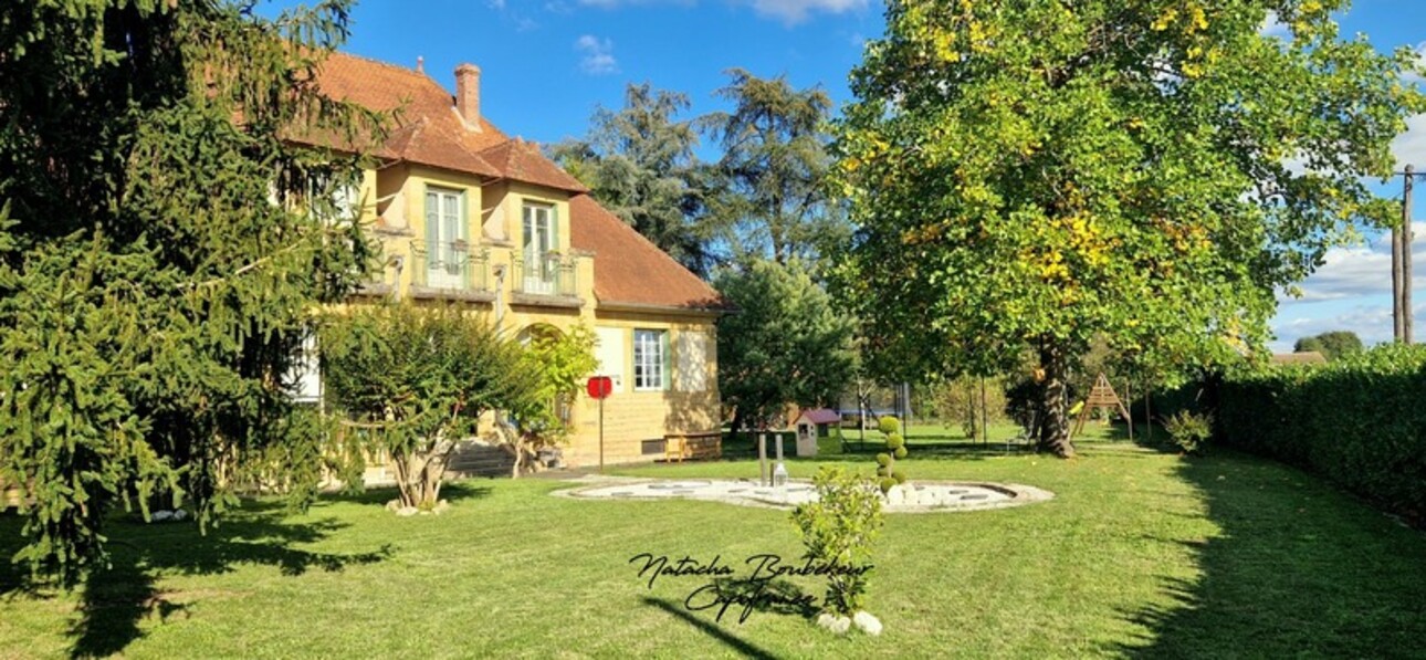 Photos 23 - Prestige - Maison de maître au bord de la Dordogne, 297 m2, 10 p, avec dépendances + piscine