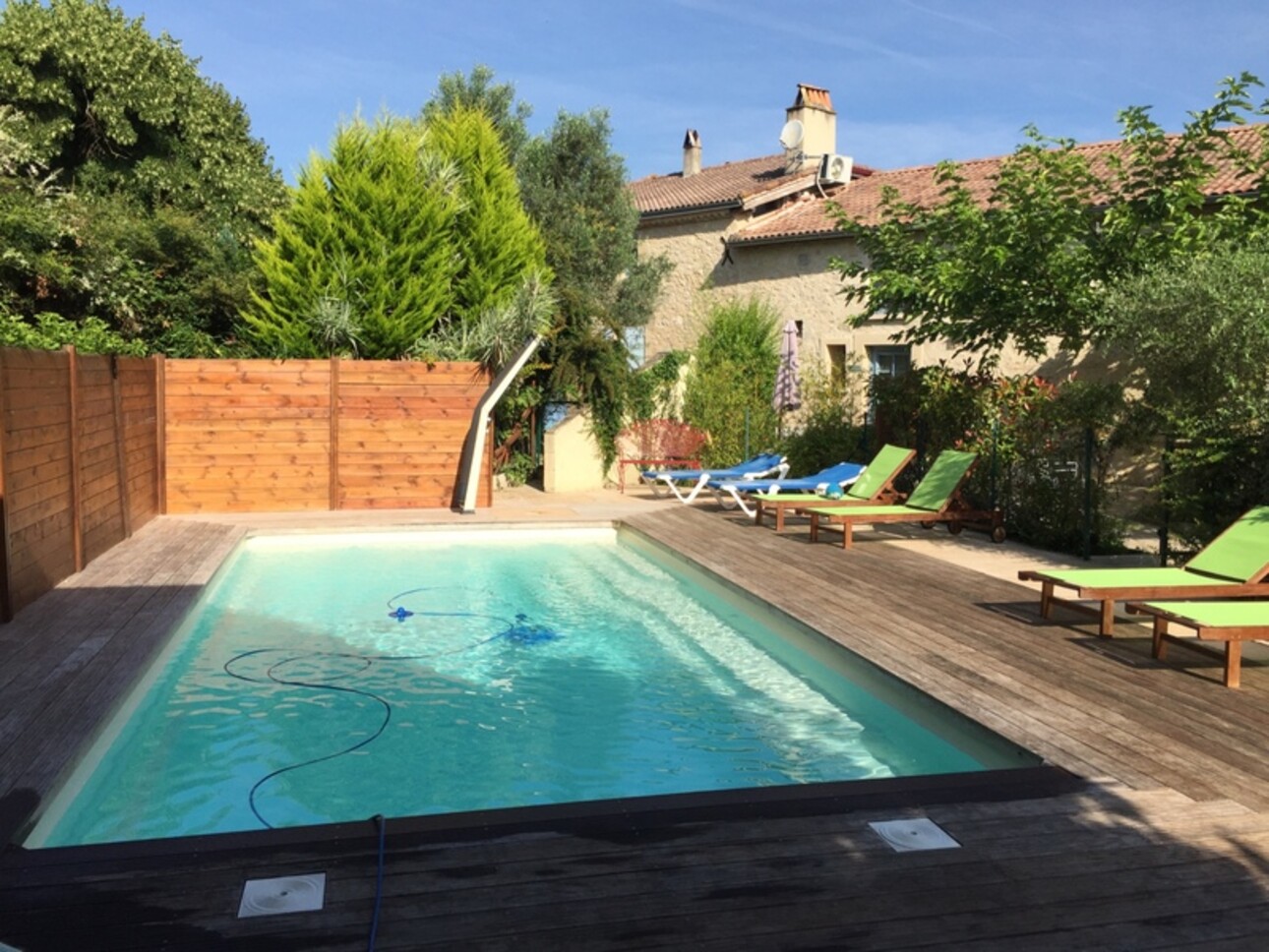 Photos 1 - Touristique - Domaine à vendre 22 pièces SAINTE BAZEILLE (47)