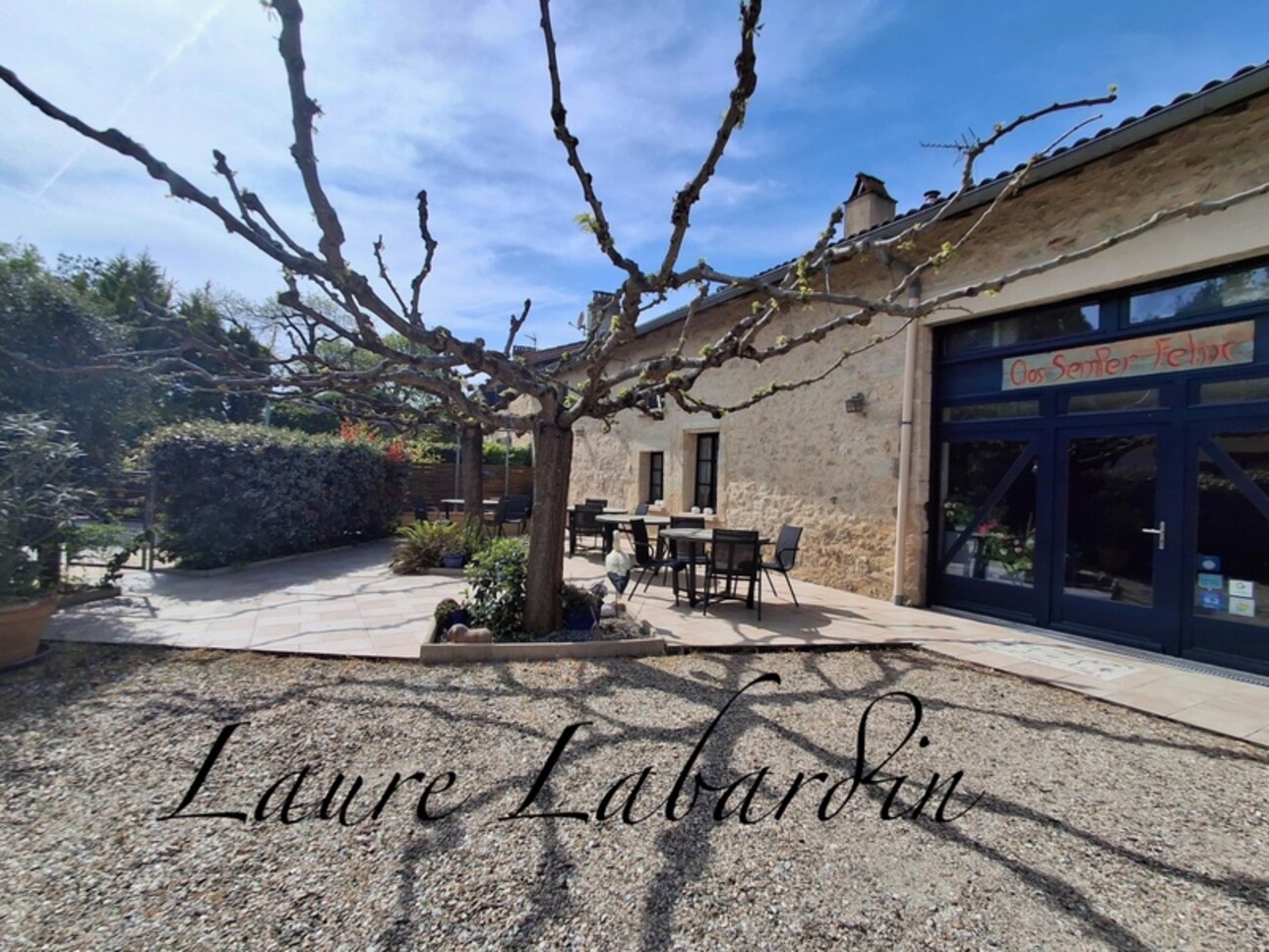 Photos 4 - Touristique - Domaine à vendre 22 pièces SAINTE BAZEILLE (47)