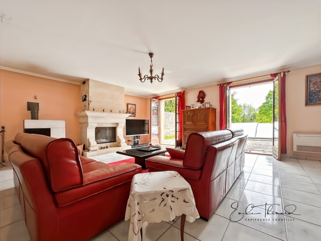 Photos 12 - Prestigious - Propriete à vendre 5 pièces proche de SENLIS (60) - 3 chambres possibilité 4 - Jardin 2100m2 avec Piscine - A1 à 10 min / CDG 20 min / Ecoles privées et publiques / Commodités