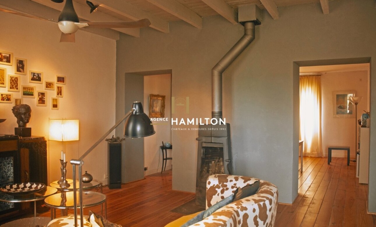Photos 6 - Prestigious - Property