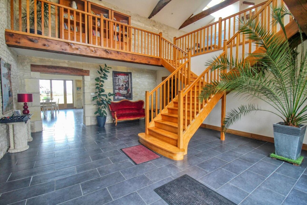 Photos 2 - Prestigious - House