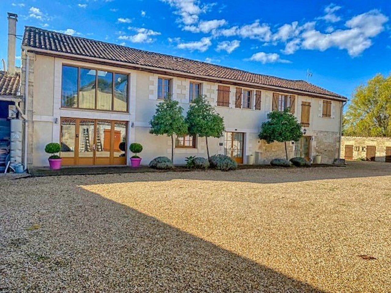Photos 5 - Prestigious - House