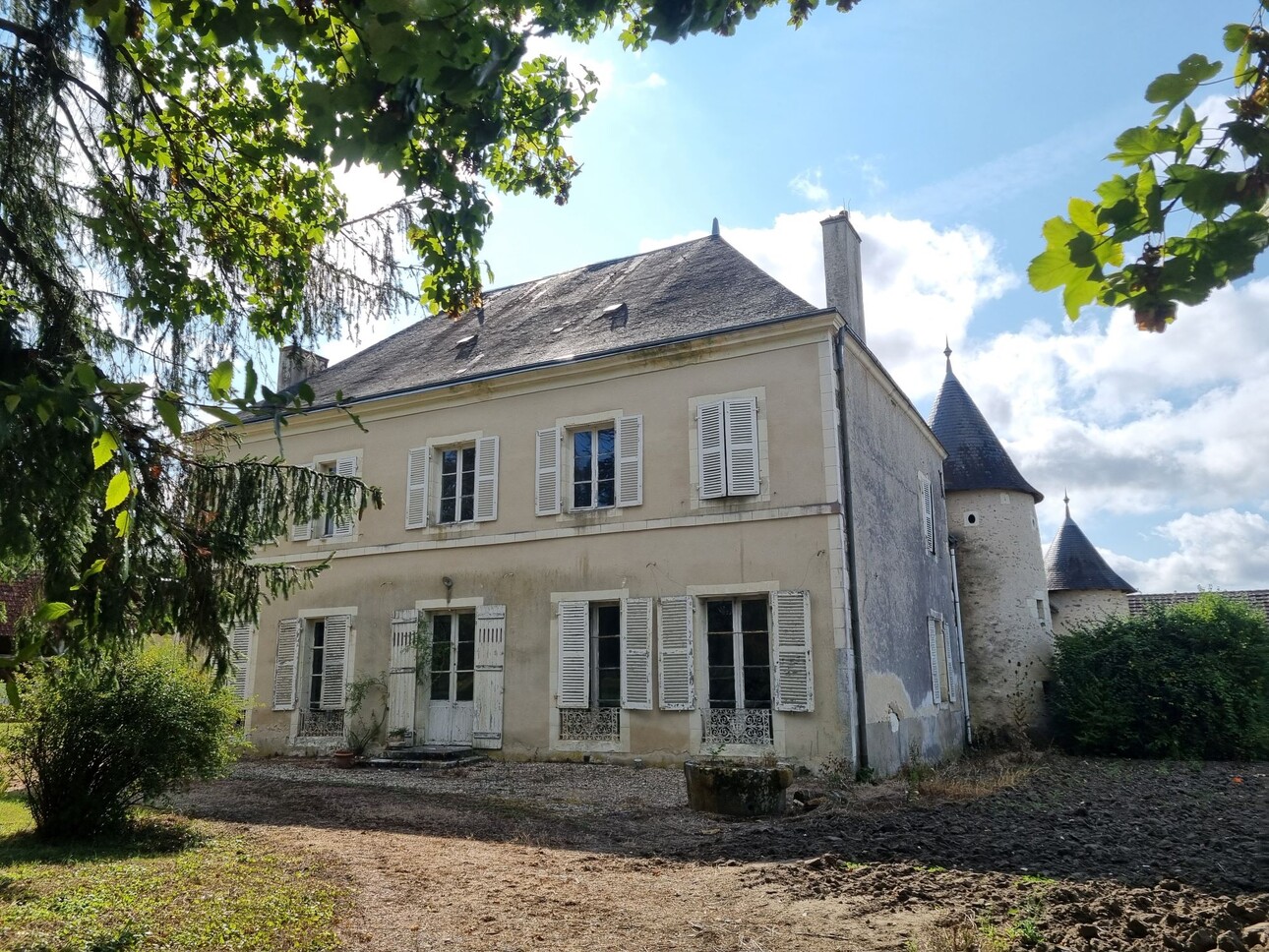 Photos 2 - Agricultural - Charming mansion with 73 ha of land and wood