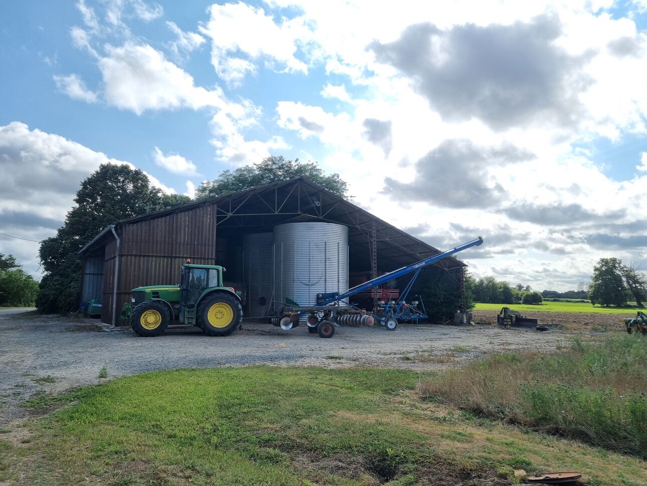 Photos 7 - Agricultural - Charming mansion with 73 ha of land and wood