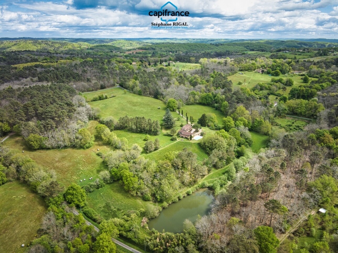Photos 19 - Équestre - Propriete à vendre 7 pièces FUMEL (47) Propriété de 230m2 sur 11ha de prairie et de bois. Piscine et lac