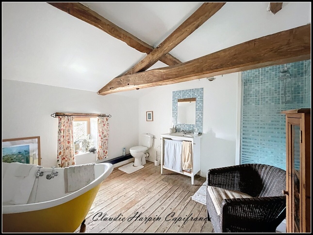Photos 20 - Équestre - LARGEASSE (79) à vendre PROPRIETE 12 pièces,  environ 328 m² hab - 3.8 hect - piscine - dépendances