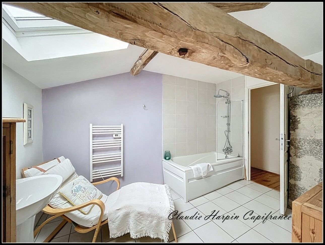 Photos 27 - Équestre - LARGEASSE (79) à vendre PROPRIETE 12 pièces,  environ 328 m² hab - 3.8 hect - piscine - dépendances