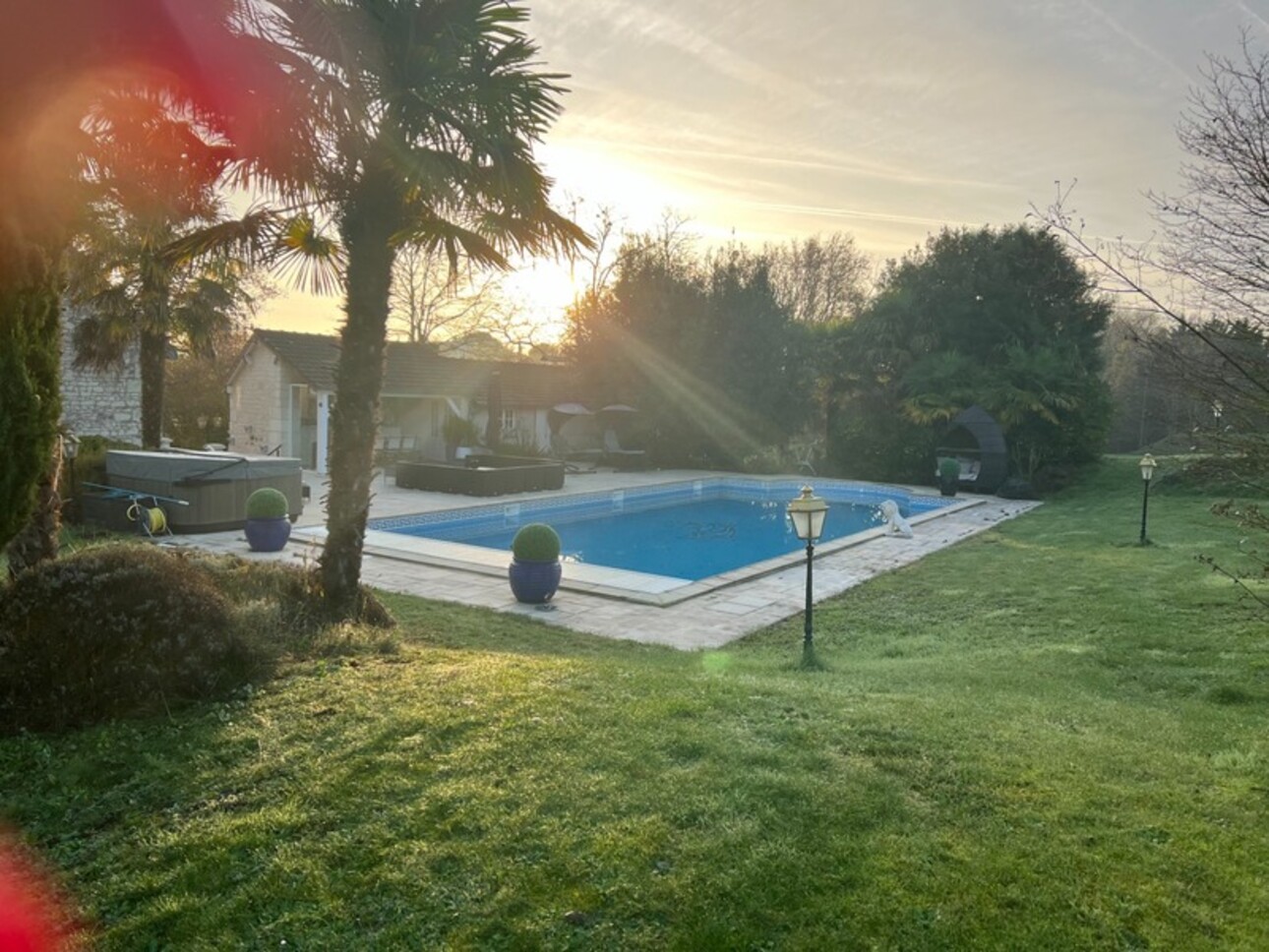 Photos 15 - Prestige - Dpt Vienne (86), à vendre à Thuré,  Maison de Maître 16 pièces 670m2-35720 m2