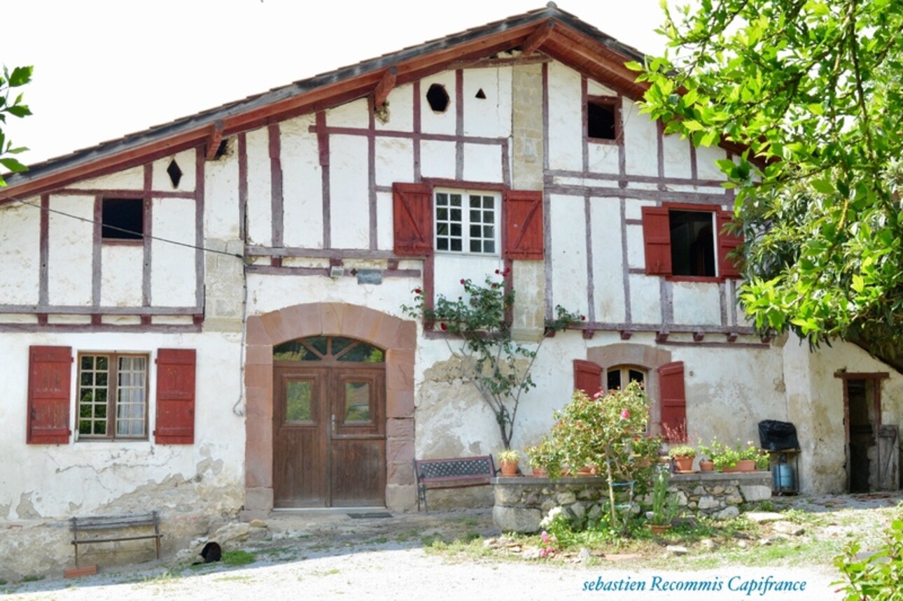 Photos 1 - Touristique - Ancienne ferme avec hangar a louhossoa 64