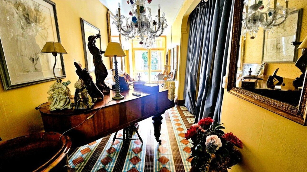 Photos 6 - Prestigious - House