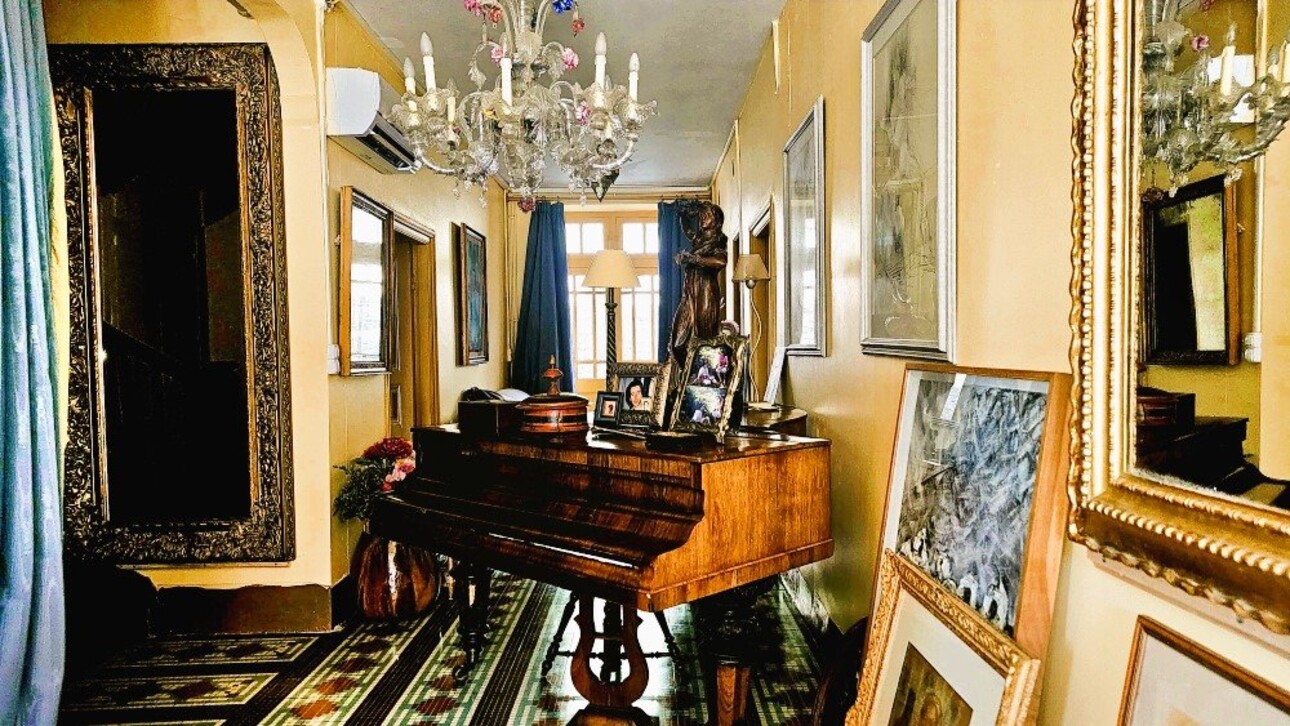 Photos 7 - Prestigious - House