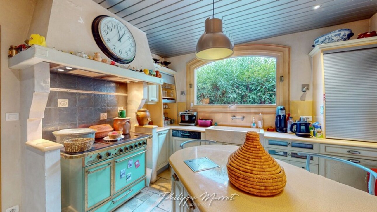 Photos 2 - Prestige - Villa Provencale de caractère avec des prestations haut de gamme