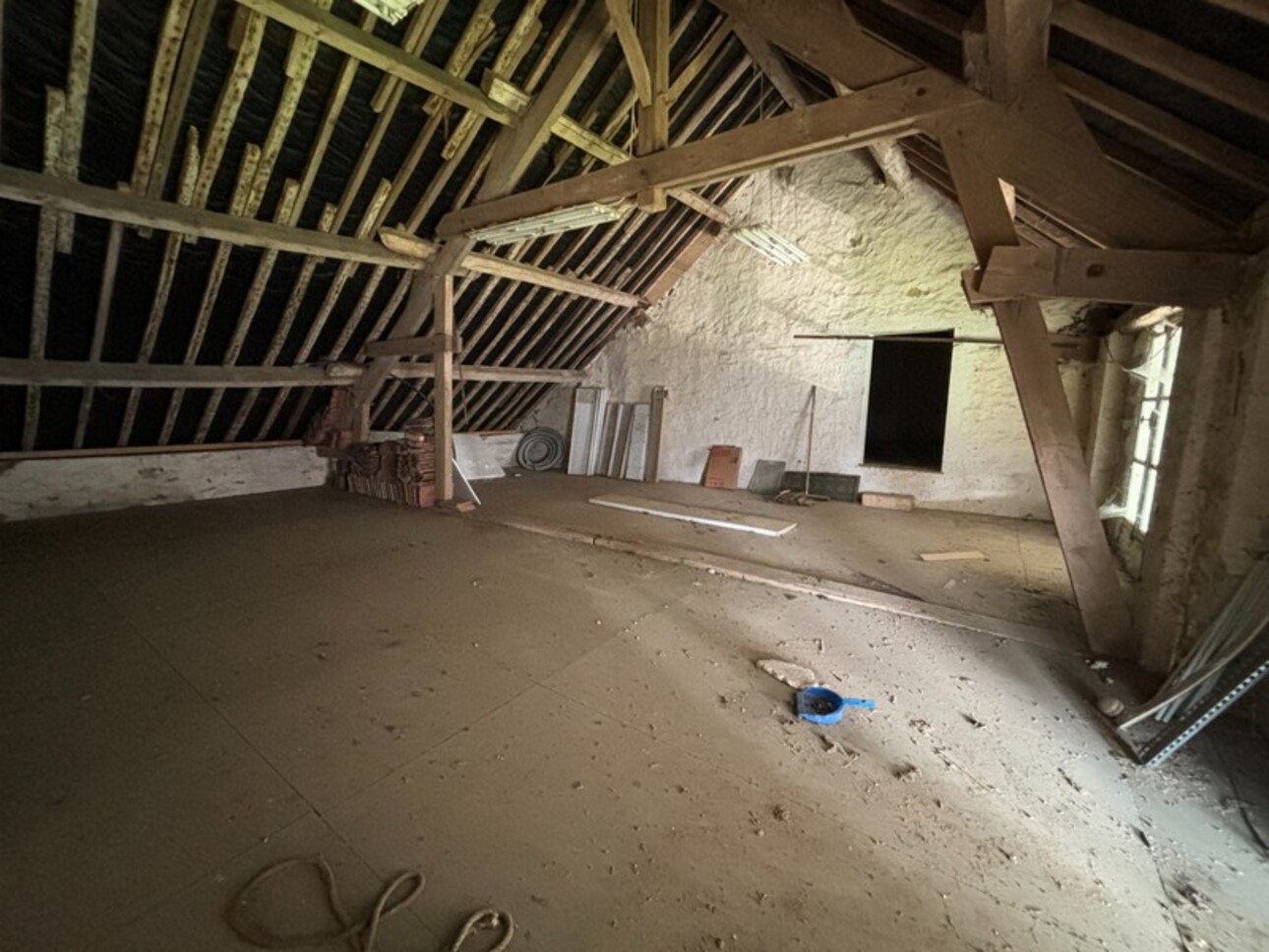 Photos 10 - Touristique - grange à vendre 3 pièces de 200 m²  VERDELOT (77)