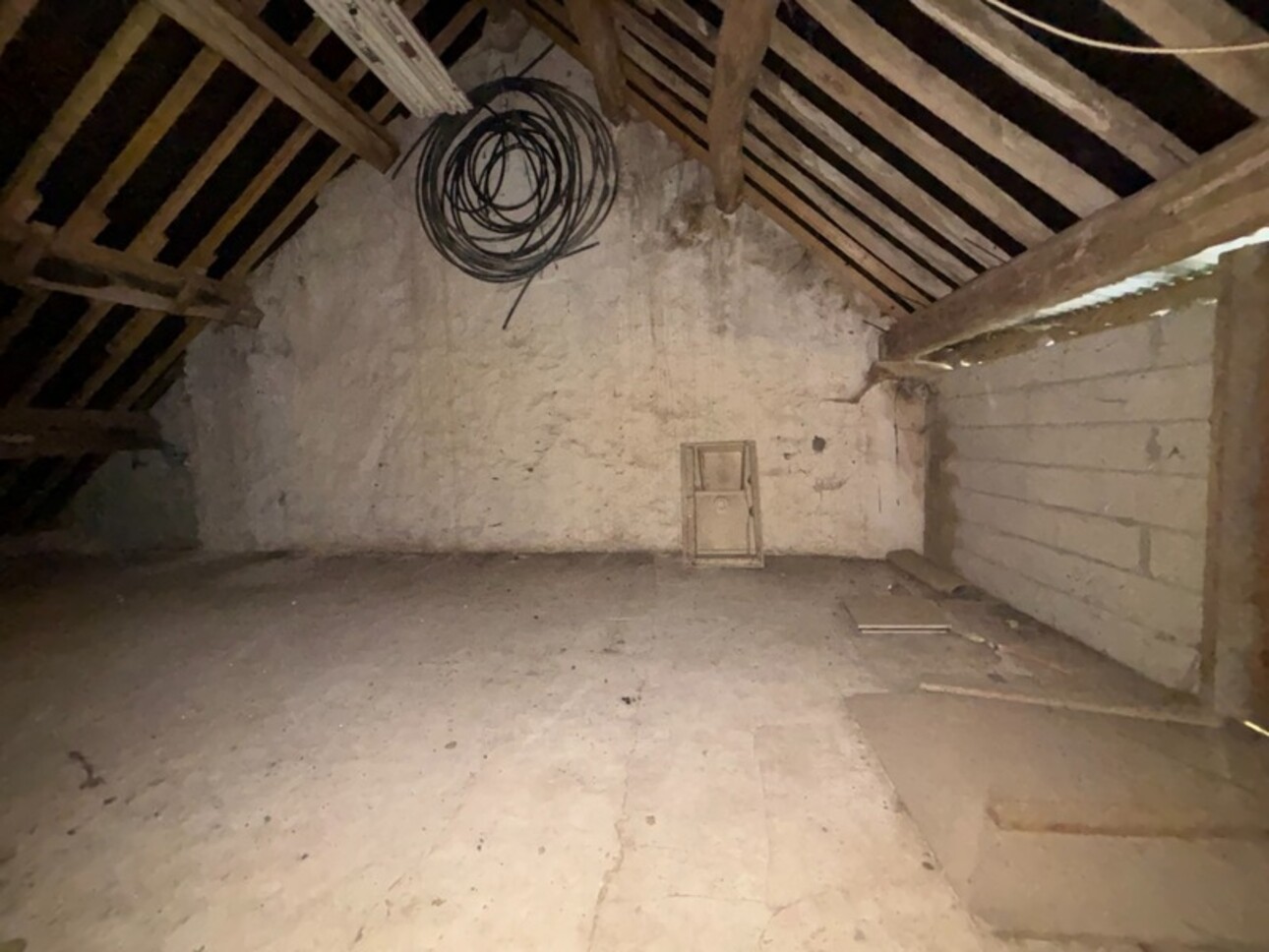 Photos 11 - Touristique - grange à vendre 3 pièces de 200 m²  VERDELOT (77)