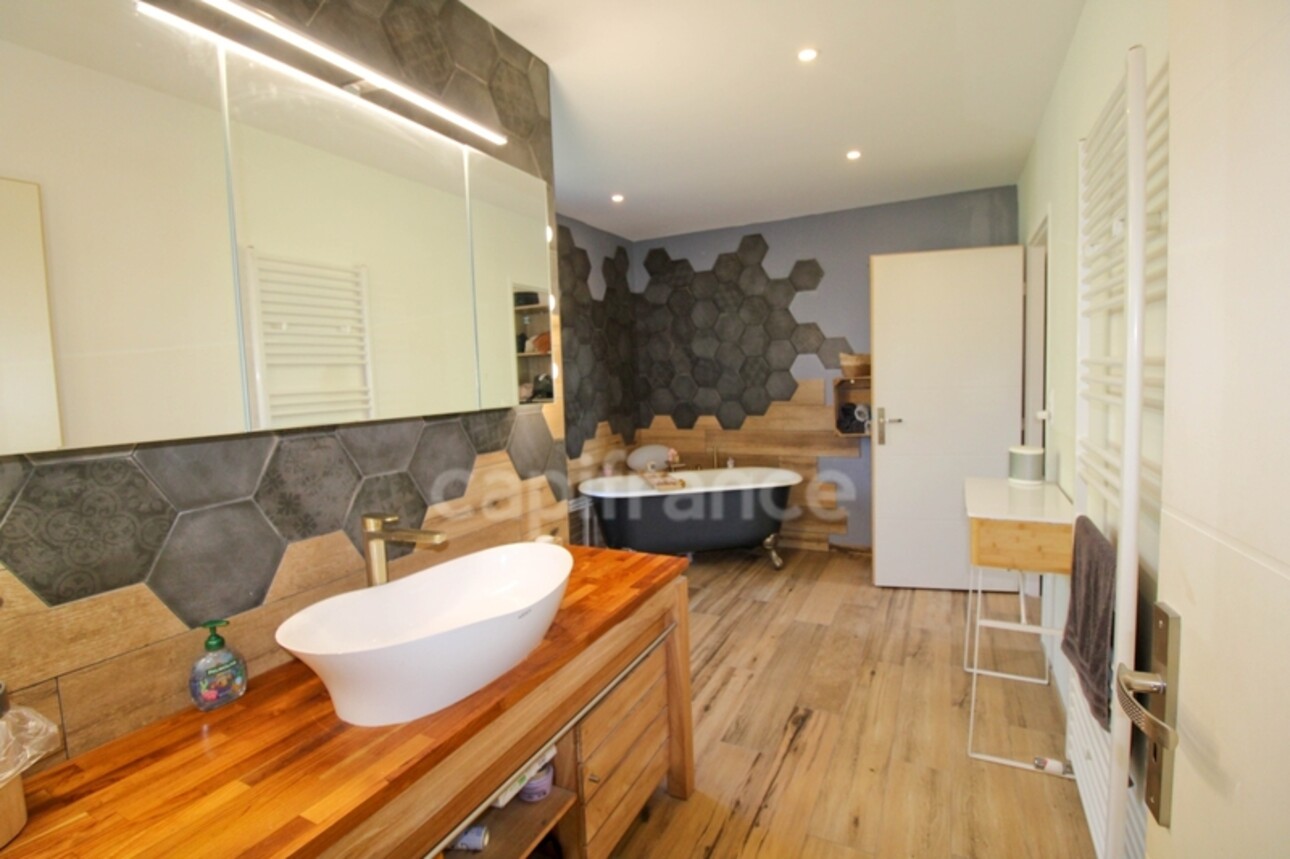 Photos 10 - Touristique - 10 mn de Wimereux - Proprieté à vendre 9 pièces BAZINGHEN - 1ha2 - 363 m² habitable