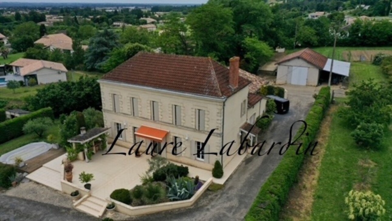 Photos 2 - Prestige - Maison de 223m2 à vendre, 3 chambres, piscine, dépendances à BEAUPUY (47)