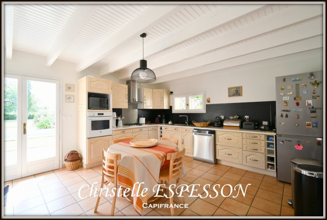 Photos 5 - Prestige - MAGNIFIQUE CORPS DE FERME 205 M2 8 PIECES A FOURQUES SUR GARONNE