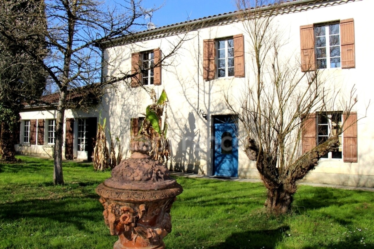 Photos 2 - Prestige - Propriété agricole avec maison de 205 m2, grange de 415 m2 et ancien séchoir à tabac de 270 m2 à vendre à FLEURANCE (32), sur terrain de 15 800 m2