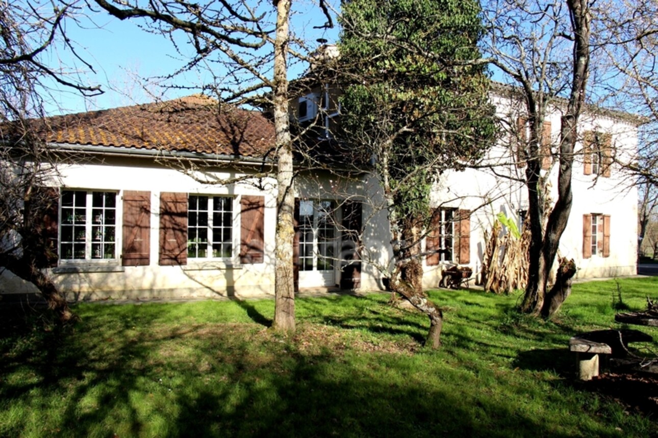 Photos 3 - Prestige - Propriété agricole avec maison de 205 m2, grange de 415 m2 et ancien séchoir à tabac de 270 m2 à vendre à FLEURANCE (32), sur terrain de 15 800 m2