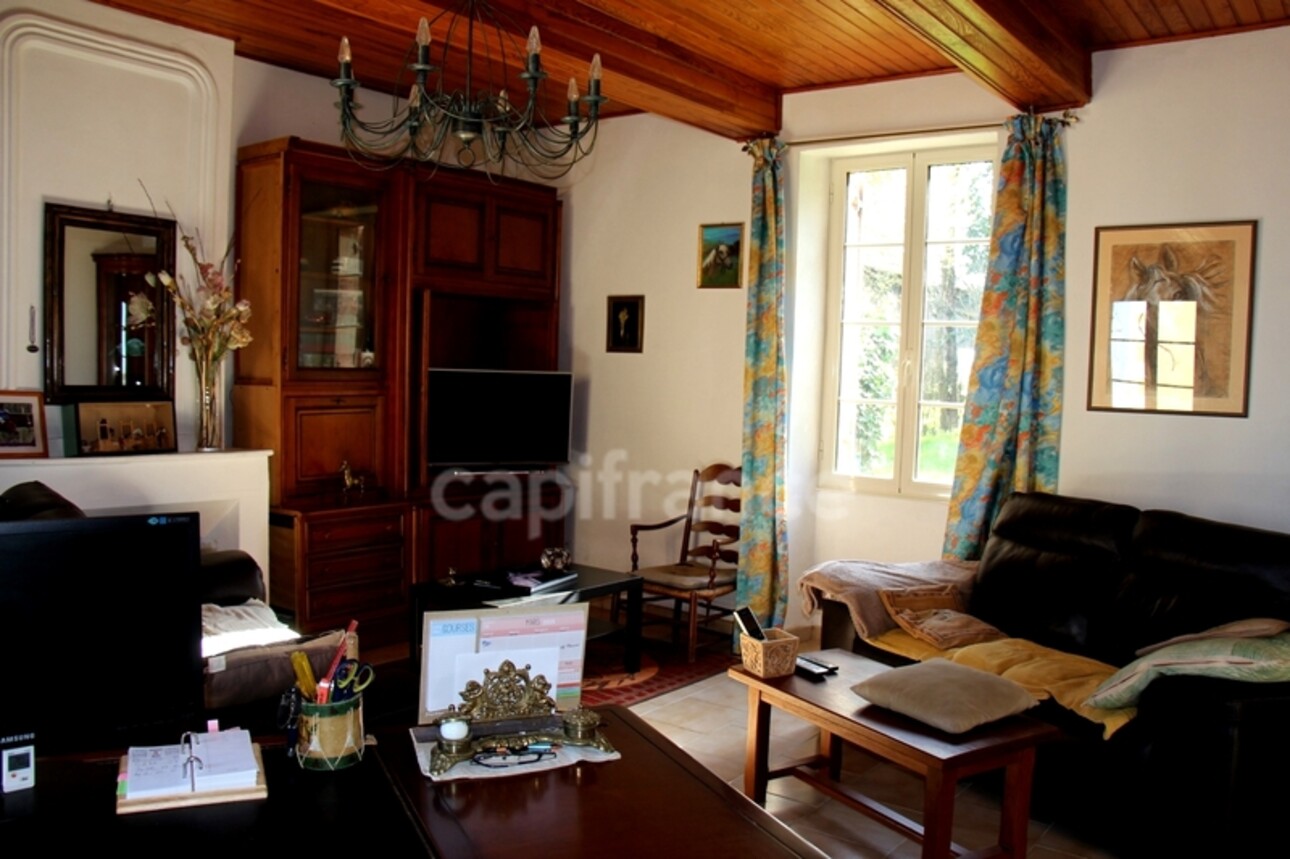 Photos 7 - Prestige - Propriété agricole avec maison de 205 m2, grange de 415 m2 et ancien séchoir à tabac de 270 m2 à vendre à FLEURANCE (32), sur terrain de 15 800 m2