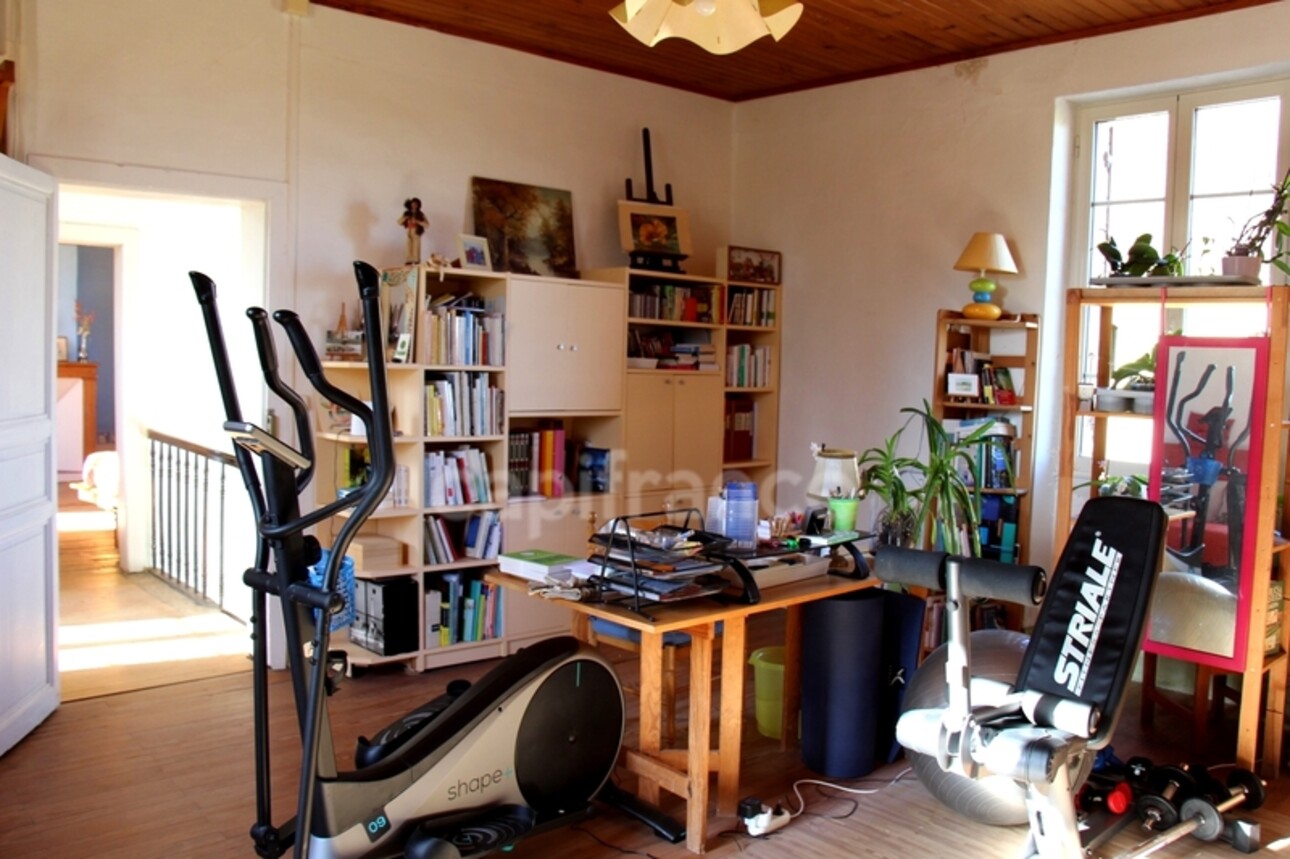 Photos 22 - Prestige - Propriété agricole avec maison de 205 m2, grange de 415 m2 et ancien séchoir à tabac de 270 m2 à vendre à FLEURANCE (32), sur terrain de 15 800 m2