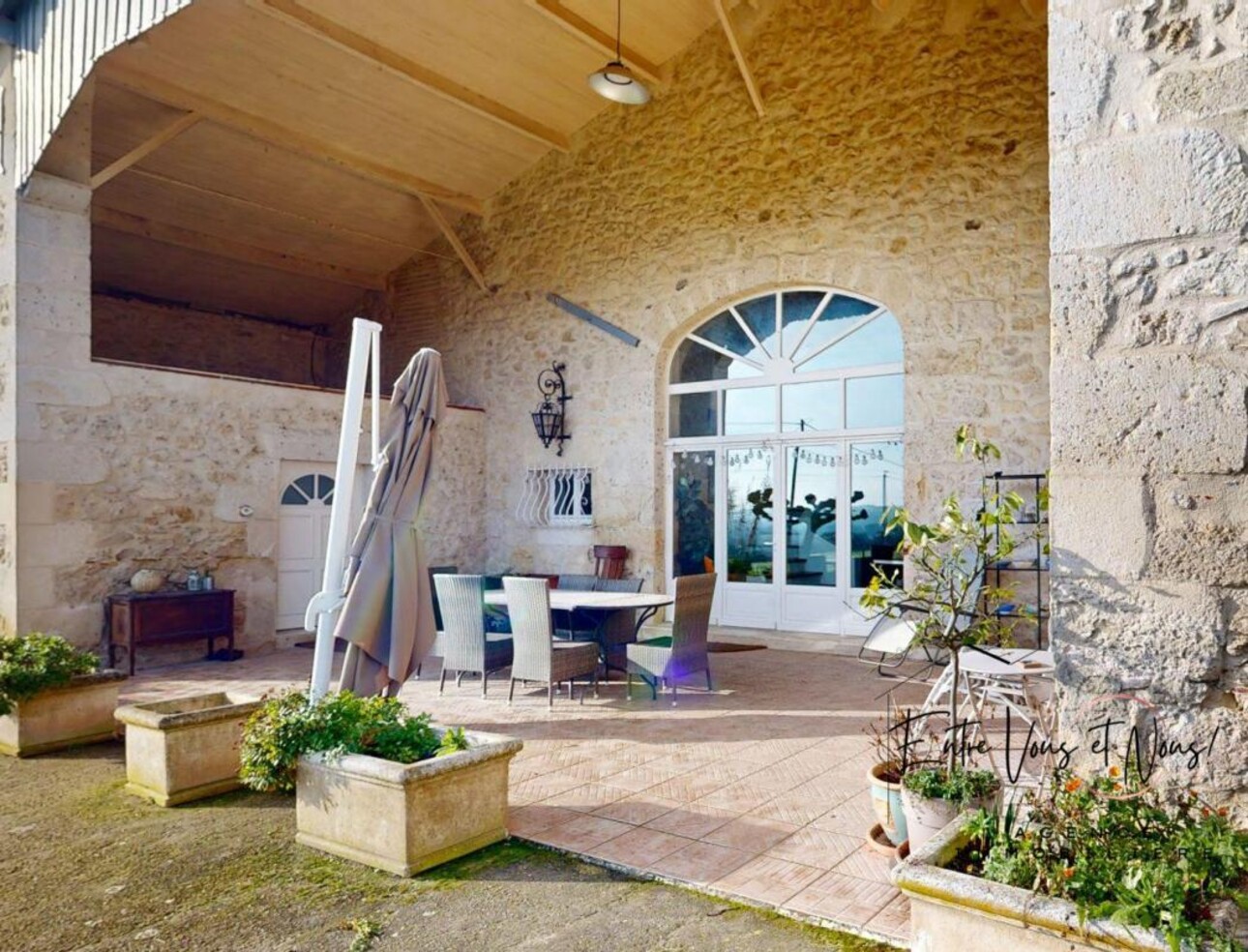 Photos 2 - Touristique - PROPRIETE 288M2, DÉPENDANCES SUR 8,4HA