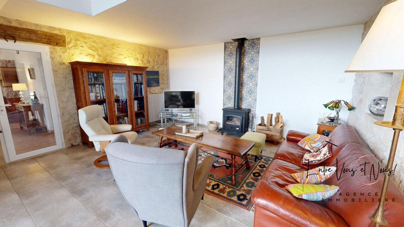 Photos 7 - Touristique - PROPRIETE 288M2, DÉPENDANCES SUR 8,4HA