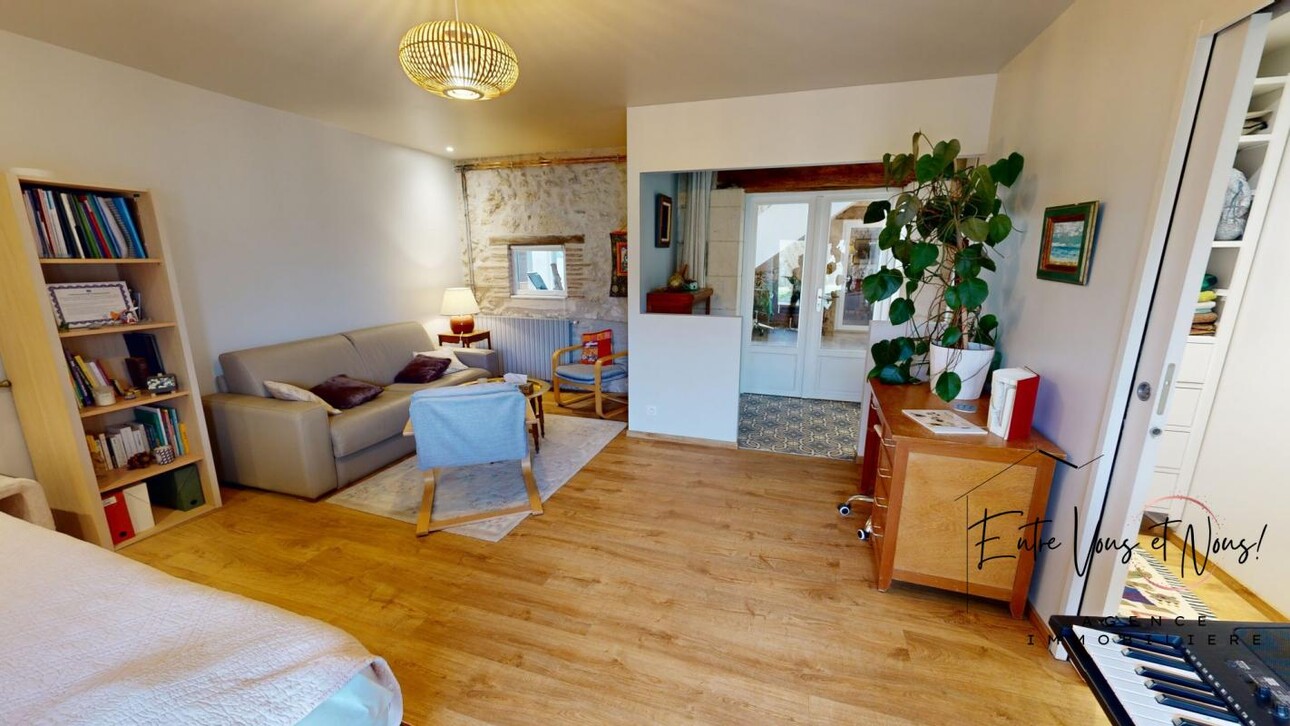 Photos 11 - Touristique - PROPRIETE 288M2, DÉPENDANCES SUR 8,4HA