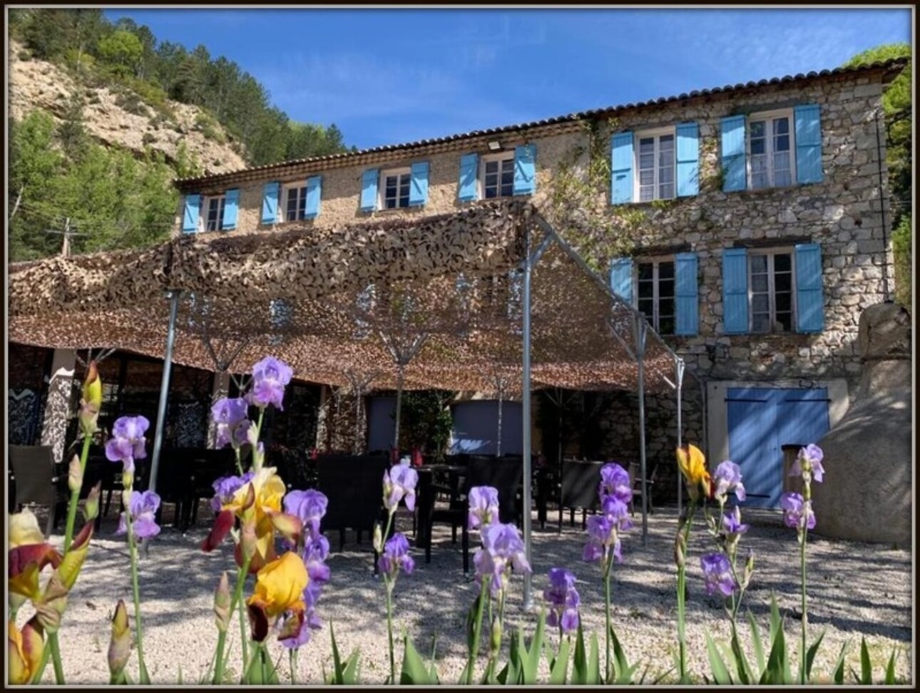 Photos 4 - Prestige - Castellane Gorges Du Verdon  2 hangars, hotel, restaurant, deux villas 5 ha de flan de colline visite du 14 au 20 juin
