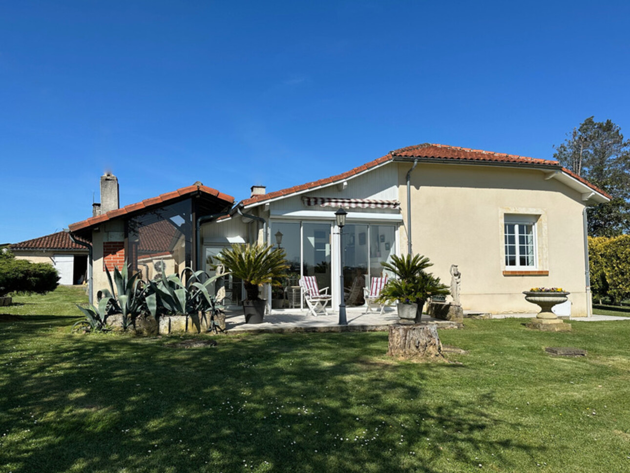 Photos 3 - Prestige - Dpt Gers (32), à vendre proche de VIC-FEZENSAC - propriété de 19,7 Ha - 2 maisons 164 m2 et 222 m2 - Plain pied