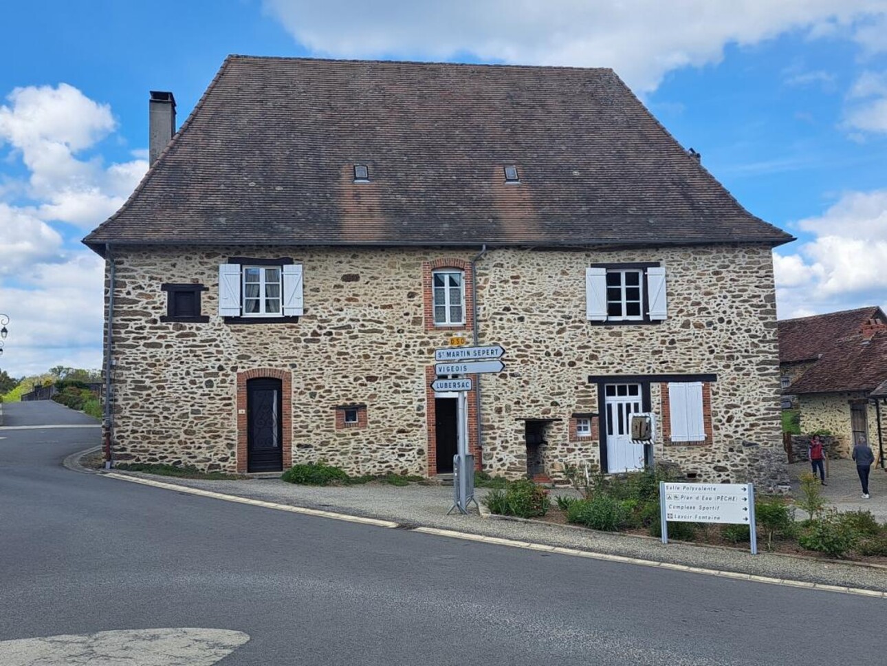 Photos 1 - Touristique - Maison de village