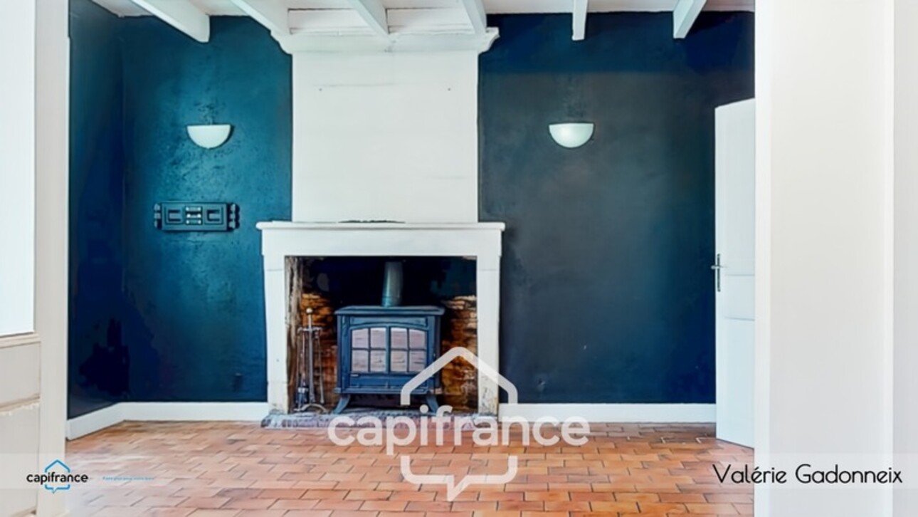 Photos 7 - Prestige - Gensac-La-Pallue, à vendre, Maison de Maître, en pierre, 6 chambres, piscine, grange de 118 m2, le tout sur une parcelle cadastrée de 1314 m2