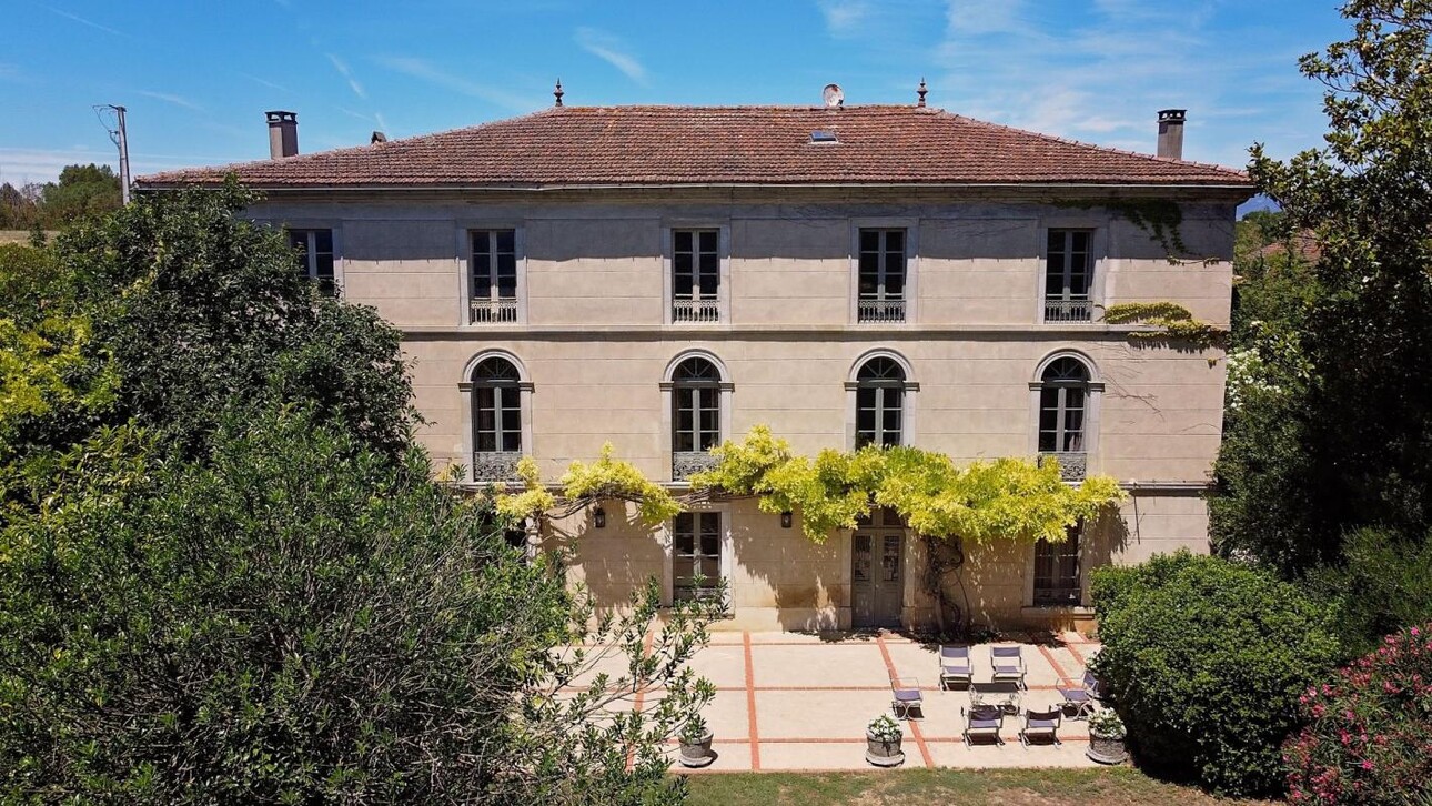 Photos 13 - Prestigious - Property