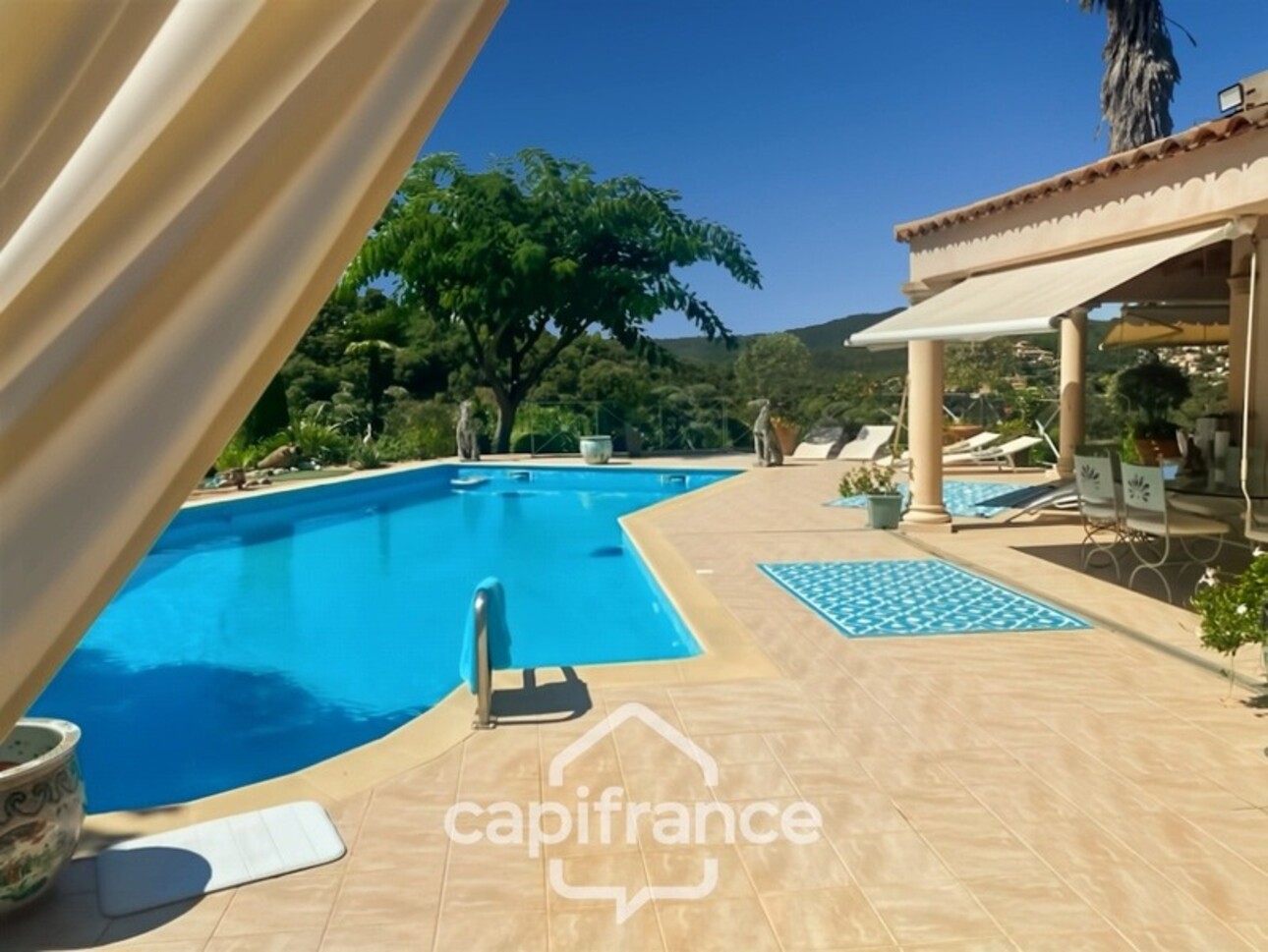 Photos 2 - Prestige - Propriété à vendre 6 pièces LA LONDE LES MAURES (83)- Domaine de Valcros