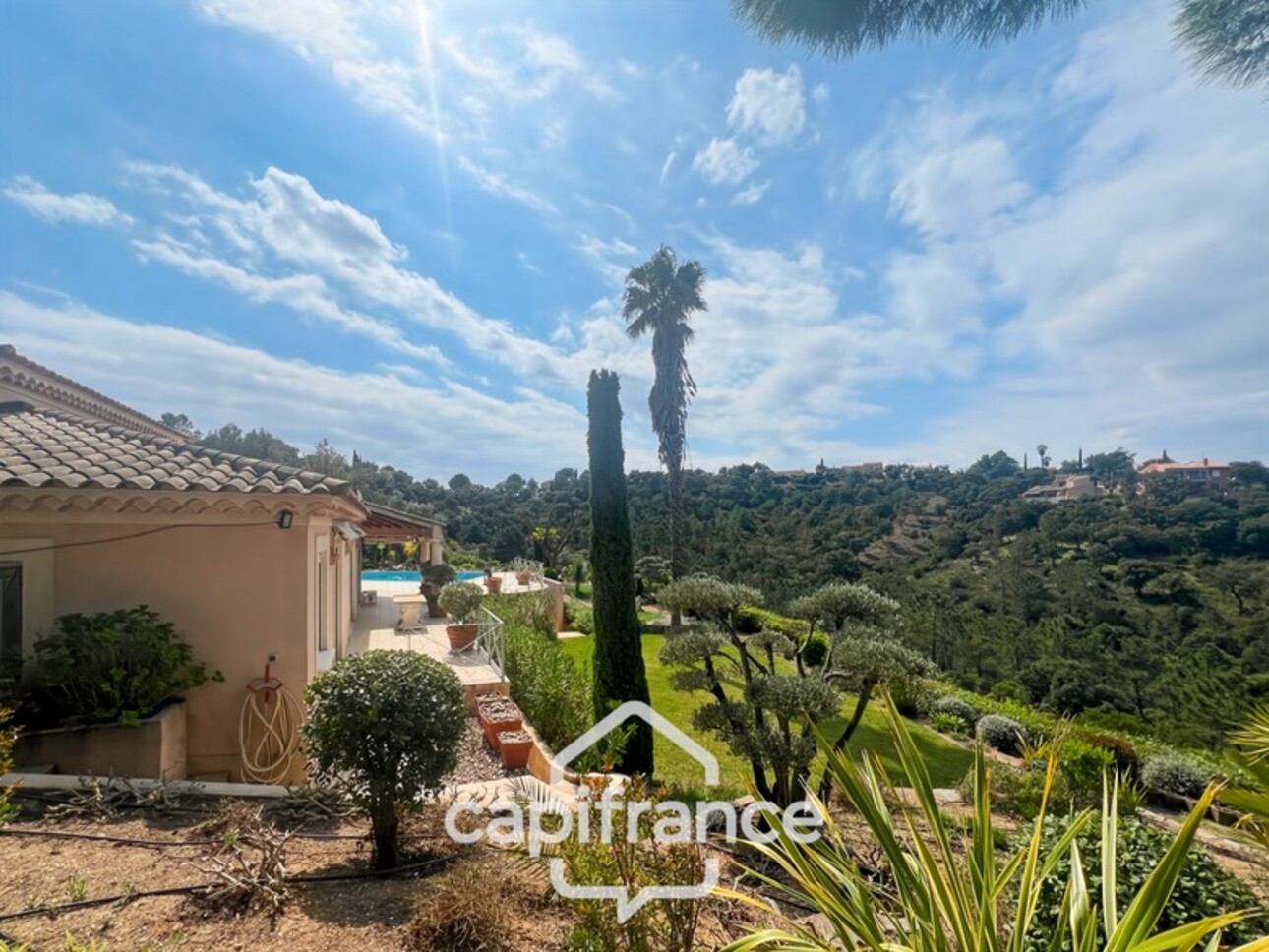 Photos 3 - Prestige - Propriété à vendre 6 pièces LA LONDE LES MAURES (83)- Domaine de Valcros