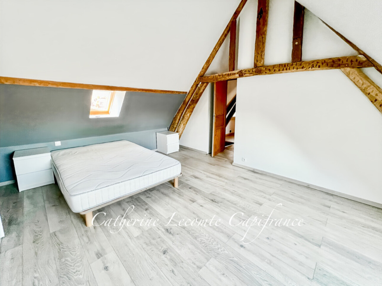 Photos 11 - Prestige - WIRWIGNES - CORPS DE FERME RÉNOVÉ - 152 M2  - 7 PIÈCES  - DÉPENDANCE -